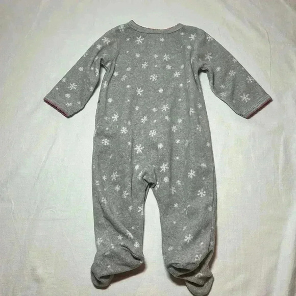 Carter’s - fleece footed snowman winter sleeper. Size 3 months - Picture 4 of 4